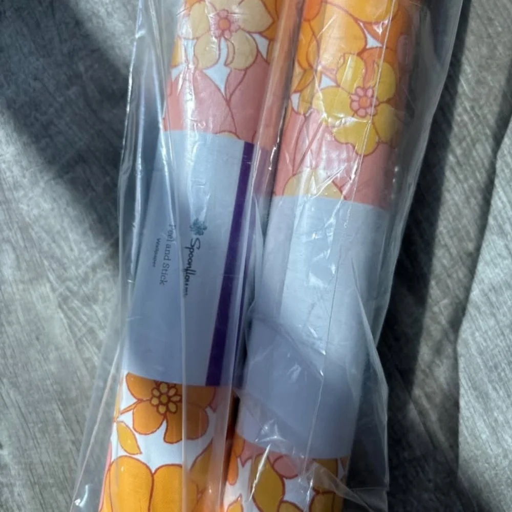 UNOPENED ETSY 1970s Floral Wallpaper. 2 Rolls included. Roll Size:24